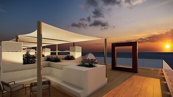 Universal Hotel Romantica