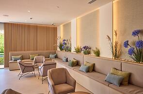 Universal Hotel Romantica