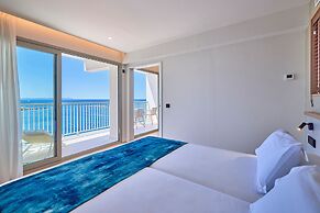 Universal Hotel Romantica