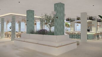 Universal Hotel Romantica