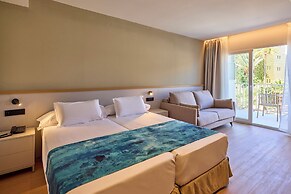 Universal Hotel Romantica