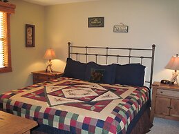 The Village At Indian Point Resort