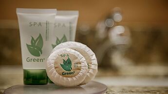 Best Western Plus Chateau Inn Sylvan Lake