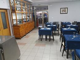 Hostal Restaurante Delfin