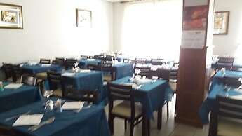Hostal Restaurante Delfin