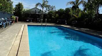 Wayfarer Motel