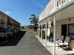 Wayfarer Motel