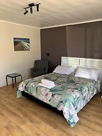 Wayfarer Motel