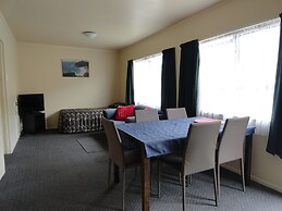 Wayfarer Motel