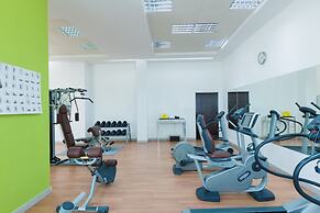 Al Hail Waves Hotel Managed By Centara