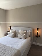Glendevon Hotel