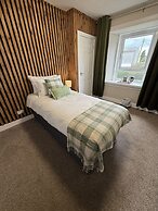 Glendevon Hotel