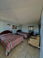 Hotel Pueblito Inn
