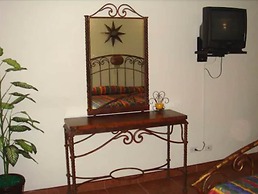 Hotel Pueblito Inn