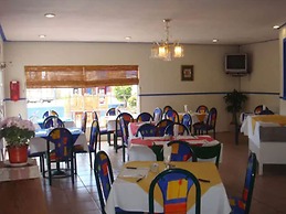 Hotel Pueblito Inn