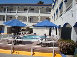 Hotel Pueblito Inn