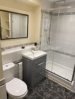 Whitehouse Guest House