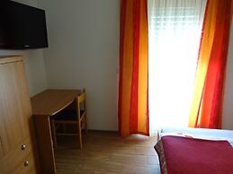 Guesthouse Mesec Zaplana