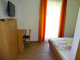 Guesthouse Mesec Zaplana