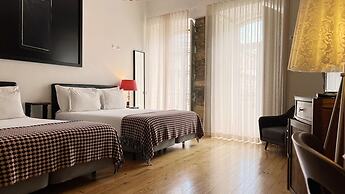 Casa do Bairro by Shiadu