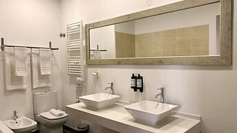 Casa do Bairro by Shiadu