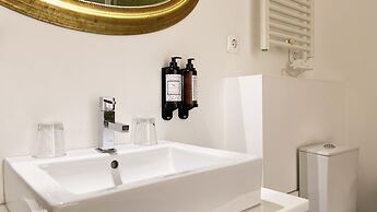 Casa do Bairro by Shiadu