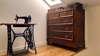 Casa do Bairro by Shiadu