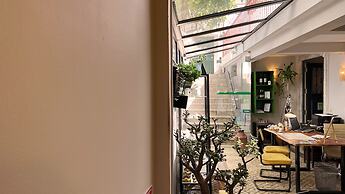 Casa do Bairro by Shiadu