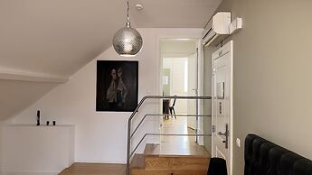 Casa do Bairro by Shiadu