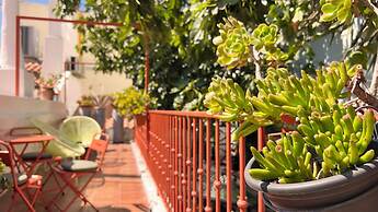 Casa do Bairro by Shiadu