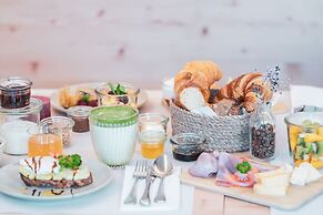 La belle vue - Boutique Hotel & Café