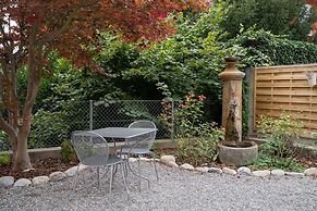 La belle vue - Boutique Hotel & Café