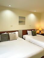 Rafael Mansion Bangkok Aiport