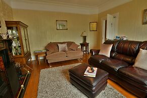 Cul-Erg House & Kitchen