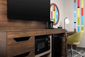 Hampton Inn & Suites Durham/North I-85