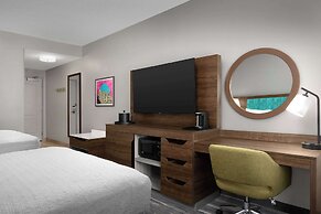 Hampton Inn & Suites Durham/North I-85
