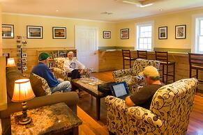 Sun Retreats Peters Pond