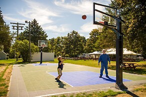 Sun Retreats Peters Pond