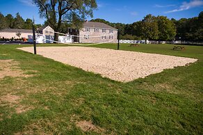 Sun Retreats Peters Pond