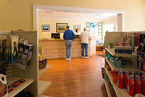 Sun Retreats Peters Pond