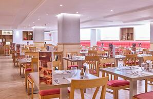 Universal Hotel Perla