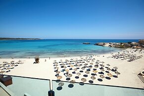 Universal Hotel Perla