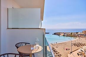 Universal Hotel Perla