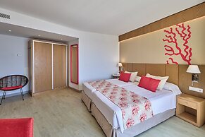 Universal Hotel Perla