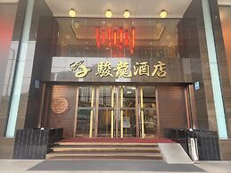 Grand Dragon Hotel