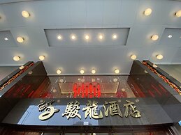 Grand Dragon Hotel