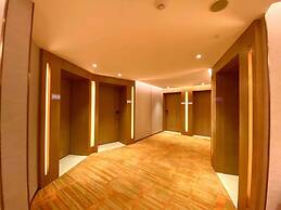 Grand Dragon Hotel