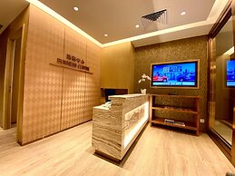Grand Dragon Hotel