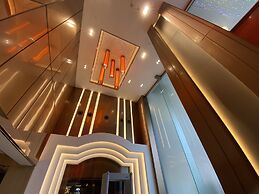Grand Dragon Hotel
