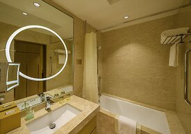 Grand Dragon Hotel